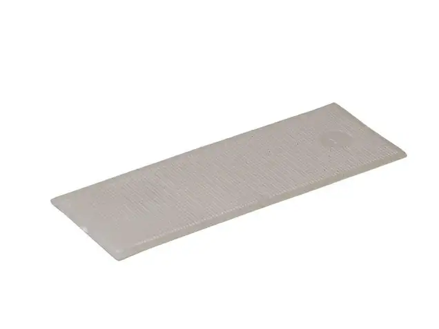 Пластина рихтовочная Bistrong 100x28x1 белая