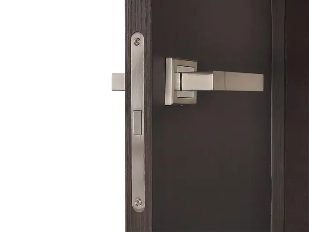 Замок магнитный MAXBAR с ответной планкой, 50x96x18, для сантехнических узлов , универсальный, никель матовый