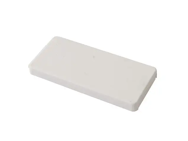 Розетка прямоугольная  белая  RAL9010