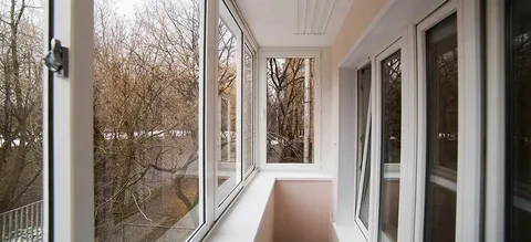 Полутеплое остекление балкона